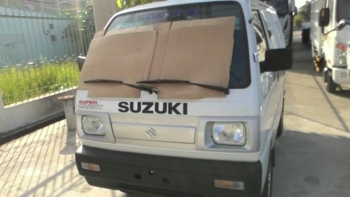 Xe Suzuki 650Kg Mới 100%