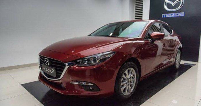 Mazda 3 2017, tặng Bảo Hiểm, Phụ Kiện, Mở rộng Bảo hành, hỗ trợ trả góp