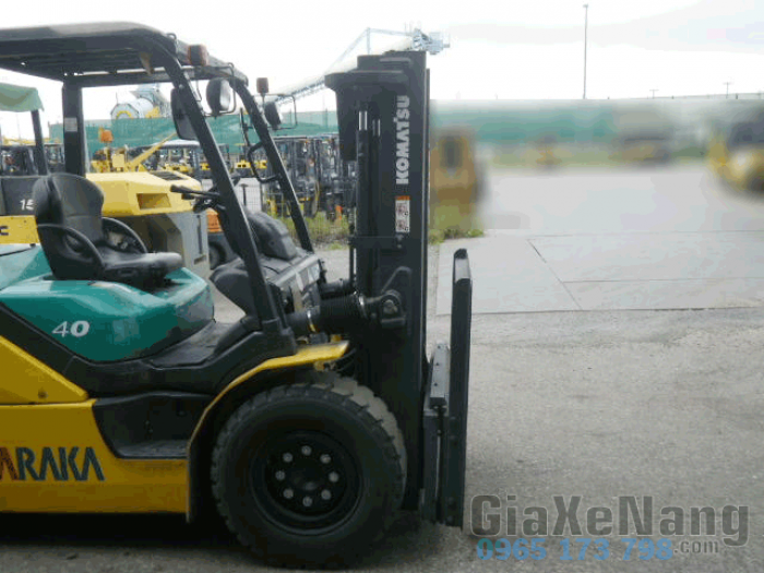 Xe nâng dầu komatsu FD40T-10 2012, Xe nâng dầu 4 tấn chiều cao nâng 3000mm