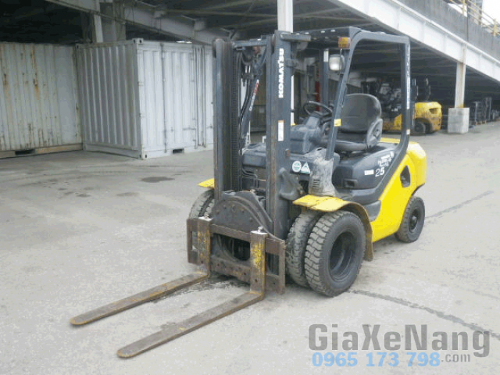 Xe nâng dầu KOMATSU FD25HT-16 - 2005, Xe nâng hàng 2500kg cao nâng 3000mm