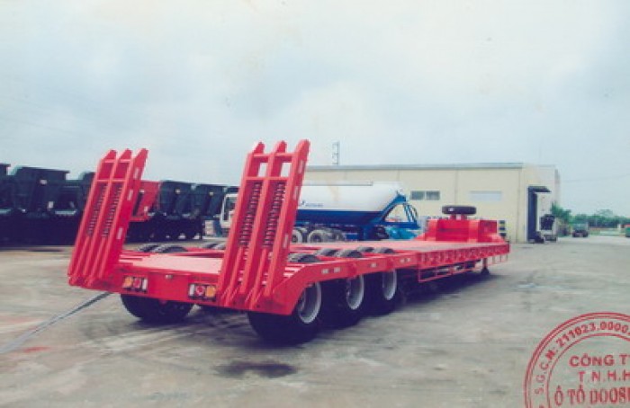 Bán Sơ mi rơ Mooc lùn chuyên chở xe, máy chuyên dùng đời 2017.