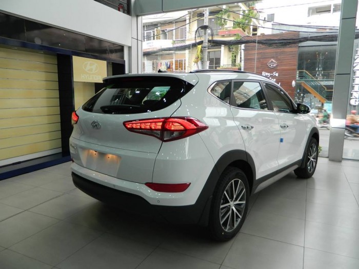 Xe Hyundai Tucson 2017 nhập khẩu nguyên chiếc