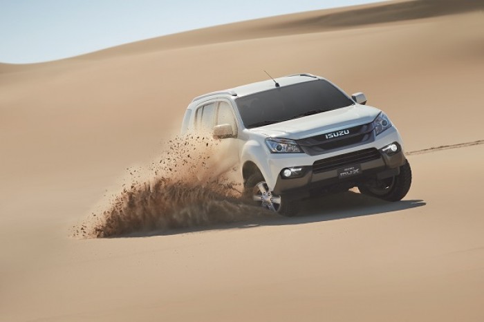 Bán xe Isuzu Mu-x 7 chỗ Hỗ trợ trả góp 80%