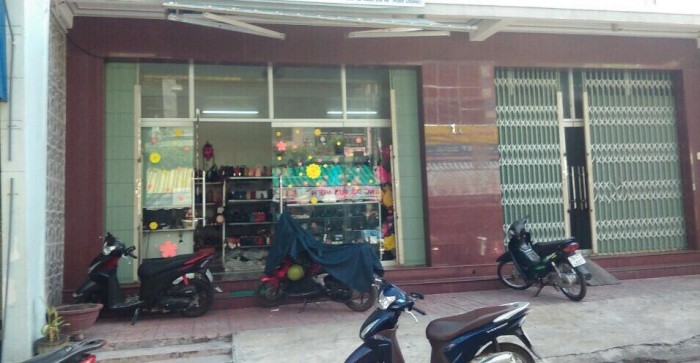 Cần bán gấp nhà mặt tiền đường Nguyễn Du sát ngay Chợ Đầm Nha Trang, 72m2, ngang 10m