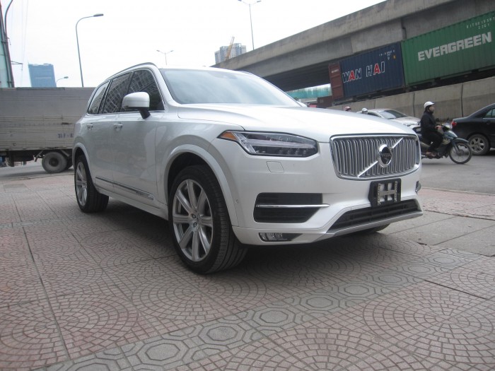Bán xe volvo xc90 2016 màu trắng