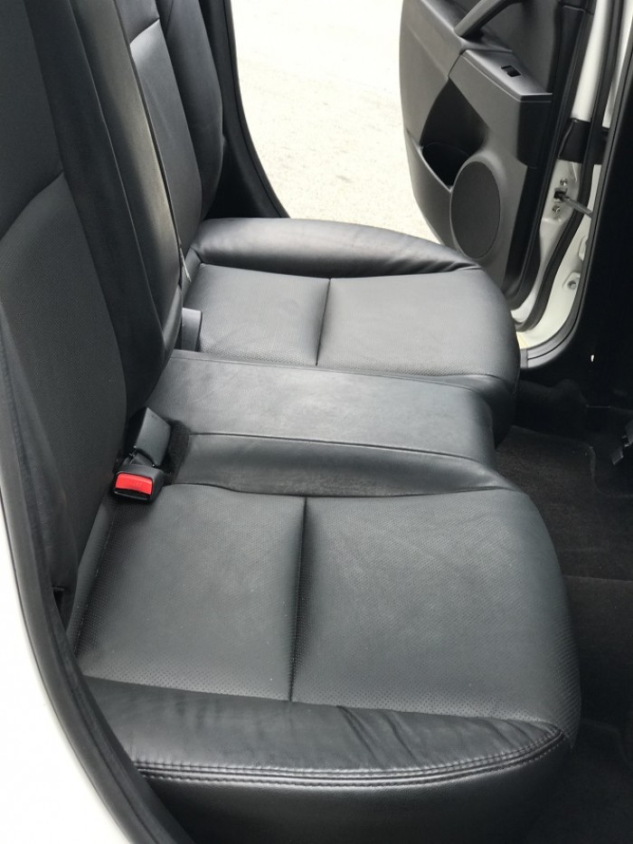 Mazda 3 full option màu trắng 2012