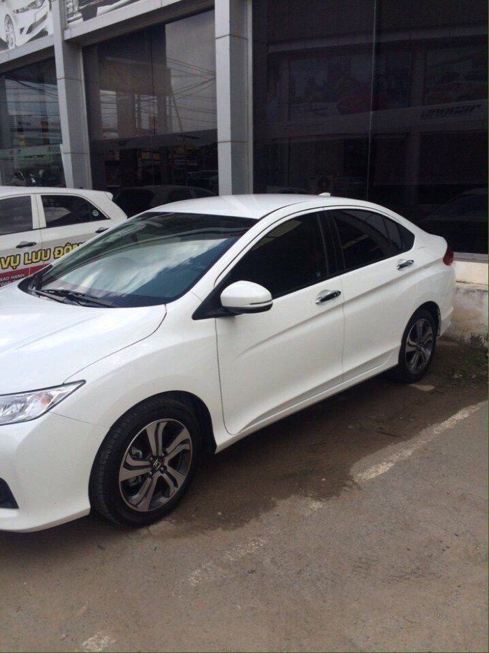Bán Honda City 2016 1.5AT màu trắng xe đẹp như mới