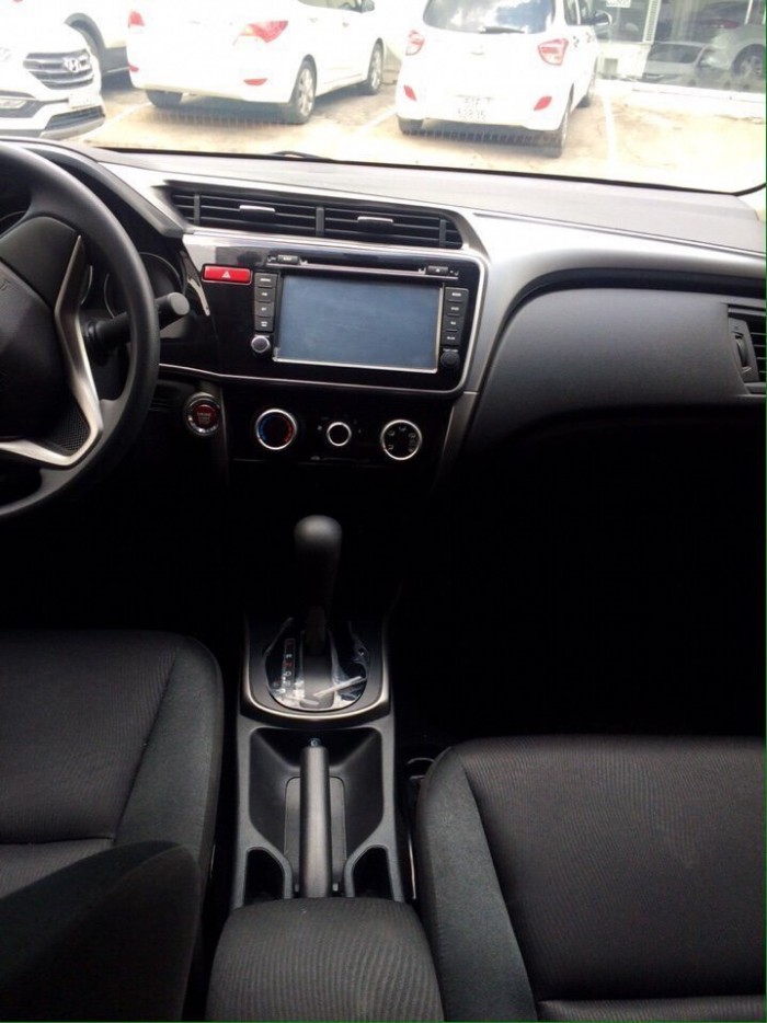 Bán Honda City 2016 1.5AT màu trắng xe đẹp như mới