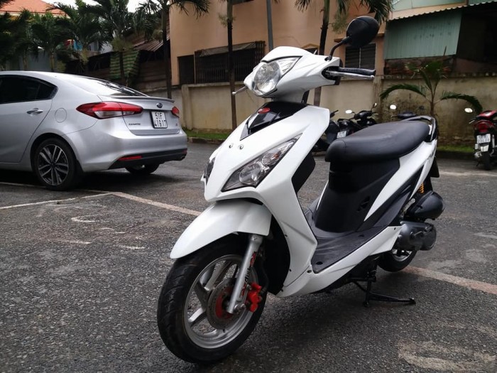 Kymco Candy 4U 110 Kiểu Dáng Honda Vision Trắng Tinh Khôi Tuyệt Đẹp