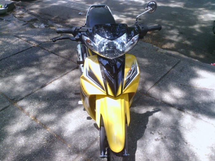 Yamaha sirius RC màu vang-đen 2k14 mới 95% chính chủ xe bánh mâm thắng đĩa