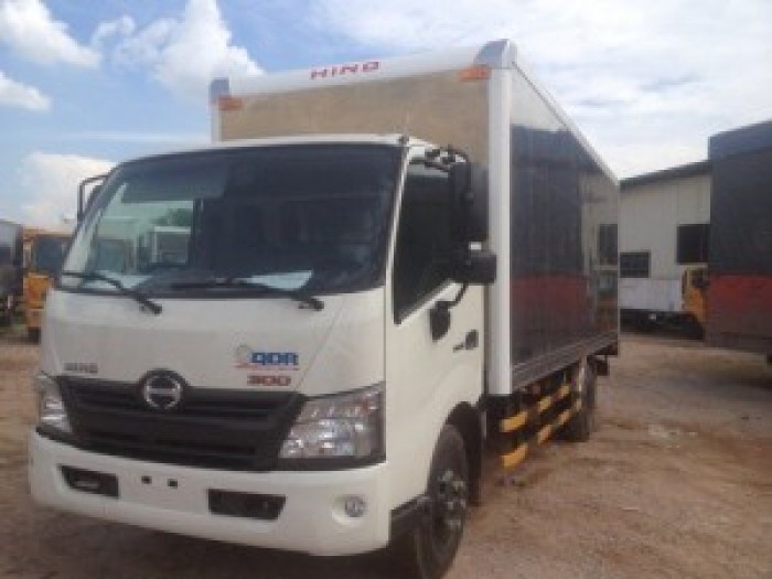 Xe HINO 8 tấn 2,nhập khẩu,