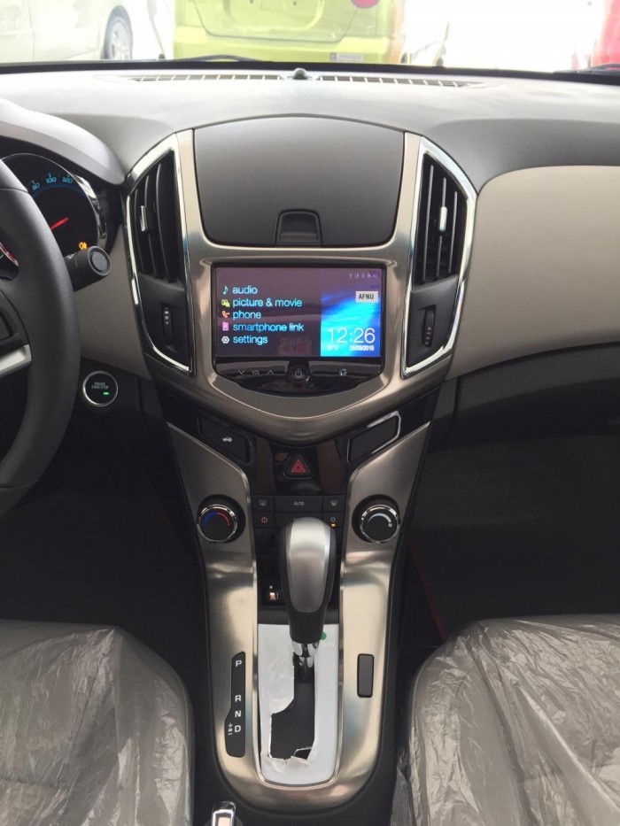 Chevrolet Cruze LT 2017 giảm 50 triệu tiền mặt, hỗ trợ vay vốn 100%,  giá giảm hơn nữa