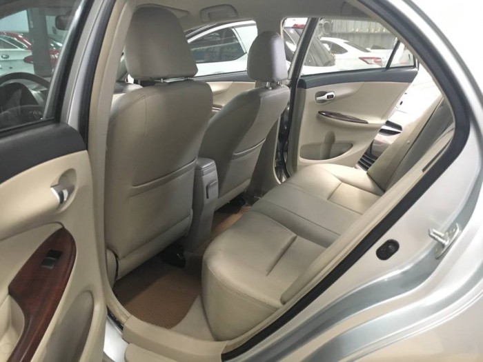 Toyota Corolla altis 1.8 AT 2012, màu bạc