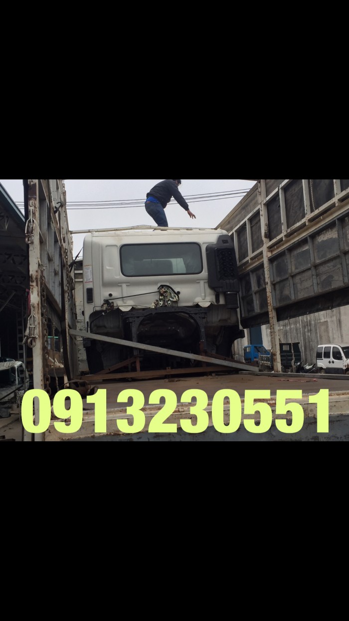 Giao cabin xe tải cho khách