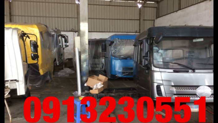 Gần 200 cabin xe tải, xe ben trong kho sẵn sàng phục vụ ban cabin xe tai