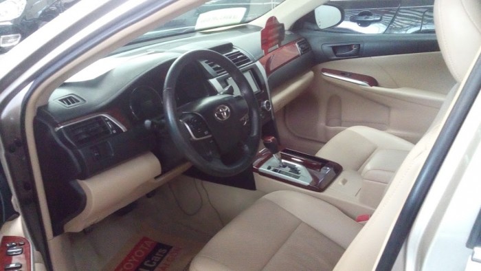 Camry 2.5G màu nâu vàng đời 2013