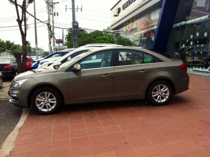 Chevrolet Cruze 2017. Hỗ trợ vay 100% tất cả các tỉnh lấy xe nhanh sau 3 ngày