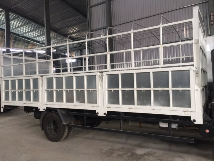Xe VEAM 7.5 tấn thùng mui bạt