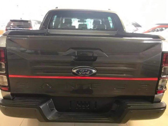 Khuyến Mãi Mua Ford Ranger Wildtrak 2.0L, Số Tự Động, Màu Nâu Hỗ Phách, Hỗ Trợ Vay 80%, Giao Xe Ngay