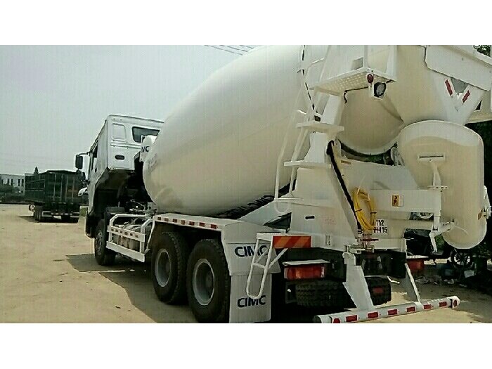 Xe trộn 12 khối