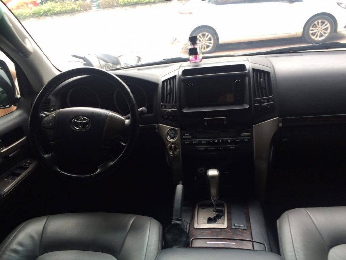 Bán xe Toyota Land Cruiser VX V8 4.7 2010 Model 2011