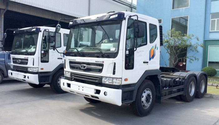 Xe đầu kéo Daewoo 340-v3tef 340ps 1 giường