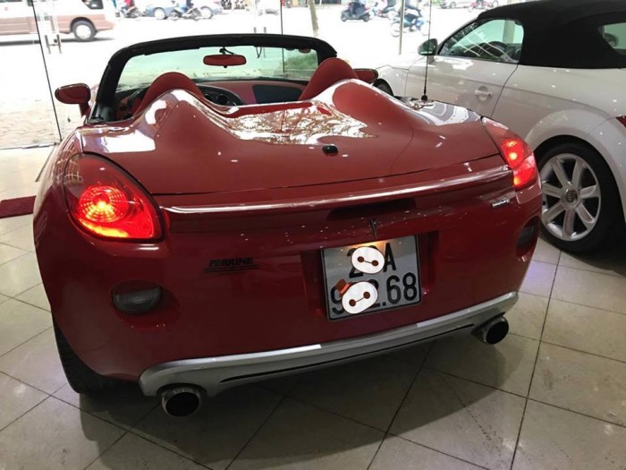 Pontiac solstice nhập khẩu nguyên chiếc tại Mỹ đăng ký chính chủ biển Hà Nội ( Biển Đẹp )