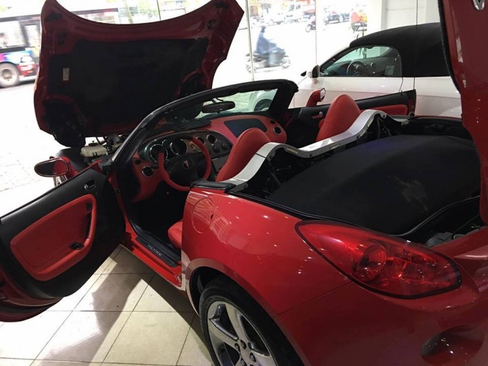 Pontiac solstice nhập khẩu nguyên chiếc tại Mỹ đăng ký chính chủ biển Hà Nội ( Biển Đẹp )