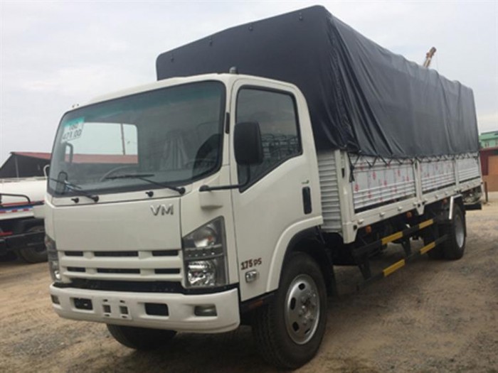 Xe tải Isuzu VM FN129 8.2 tấn giá tốt, thùng 7 mét, thùng mui bạt.