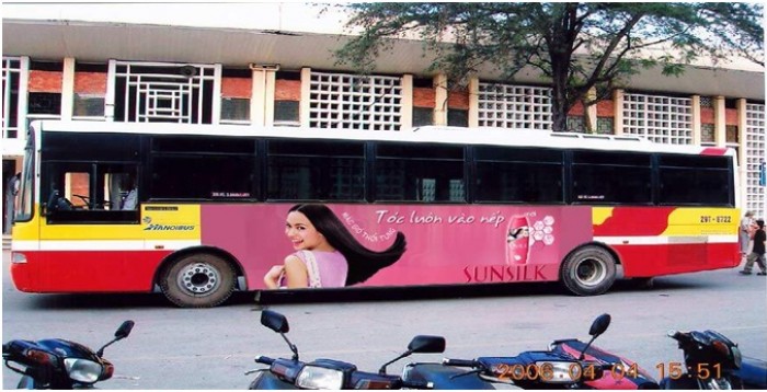 Quảng cáo xe Bus