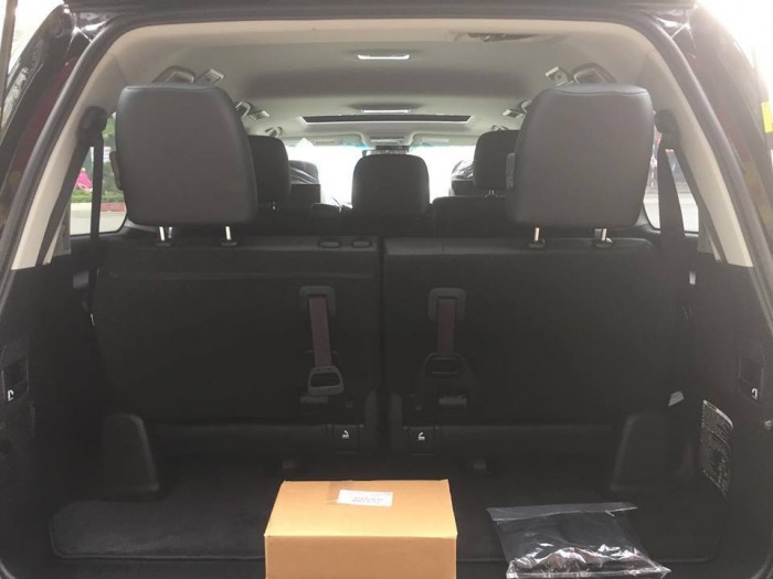 Toyota Landcruiser 5.7 Nhâp Mỹ 2016. Màu đen, nội thất đen