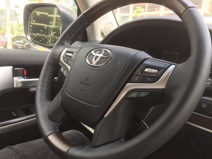 Toyota Landcruiser 5.7 Nhâp Mỹ 2016. Màu đen, nội thất đen