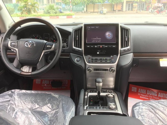 Toyota Landcruiser 5.7 Nhâp Mỹ 2016. Màu đen, nội thất đen