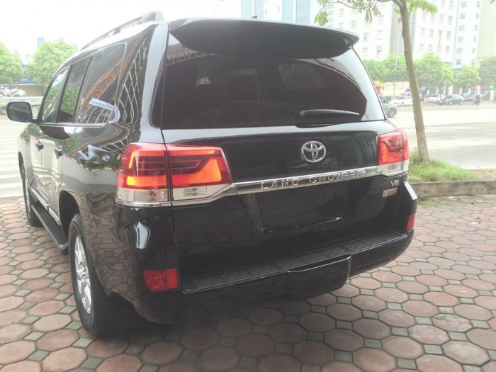 Toyota Landcruiser 5.7 Nhâp Mỹ 2016. Màu đen, nội thất đen