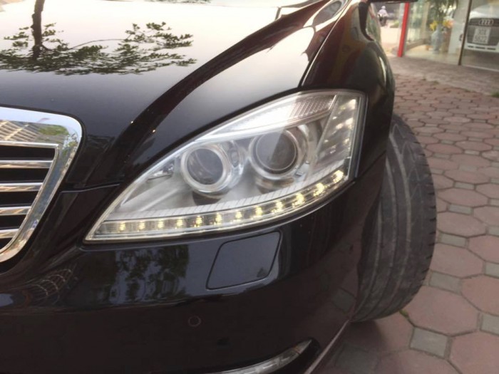Mercedes S300 2010 đăng ký lần đầu 2011