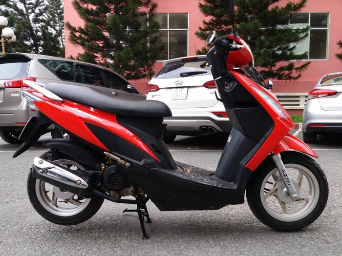 Kymco Candy 50cc Lưu Thông Không Bằng Lái Mới Đẹp Long Lanh Nguyên Zin 100%