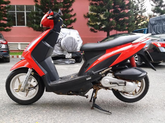 Kymco Candy 50cc Lưu Thông Không Bằng Lái Mới Đẹp Long Lanh Nguyên Zin 100%