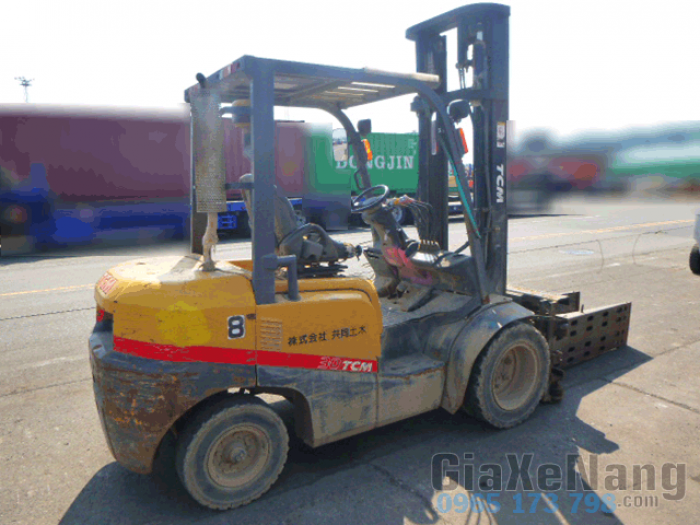 Xe nâng dầu TCM FD30T2, Xe nâng có kẹp vuông, xe nâng hàng 3 tấn,