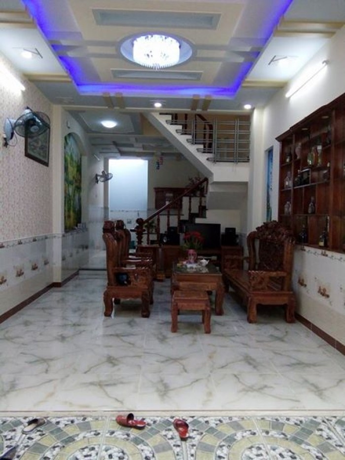 Nhà HXH Nguyễn Thiện Thuật, 30m2, 2PN, 4,5 tỷ.