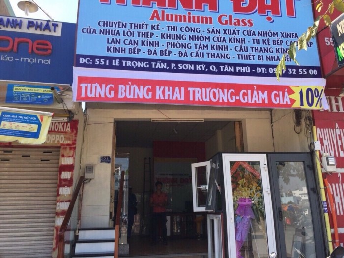 Cần sang gấp cửa hàng nhôm