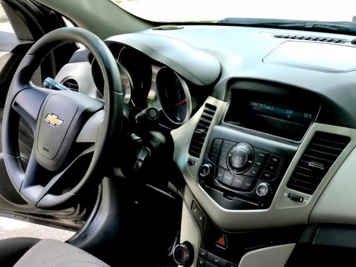 Hàng khủng xe cọp - Chevrolet Cruze LS 2013 màu đen