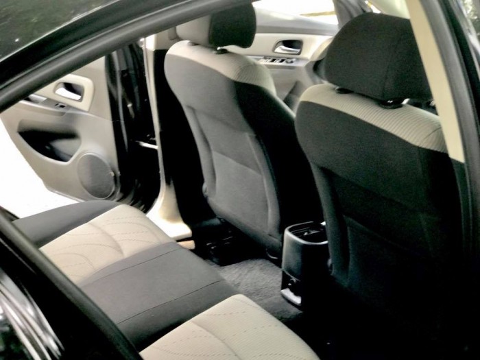 Hàng khủng xe cọp - Chevrolet Cruze LS 2013 màu đen