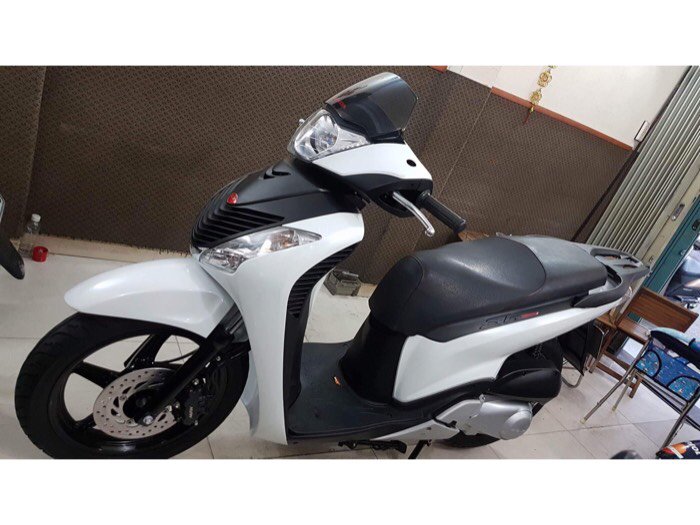 Bán xe Honda Sh nhập ý hàng IKD đời 2011 đăng ký 2012 hai dĩa 150cc