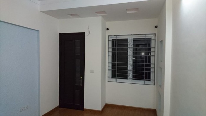 Bán Nhà mặt ngõ Minh Khai, 3 tầng, 34m2, đẹp,giá hợp lý.