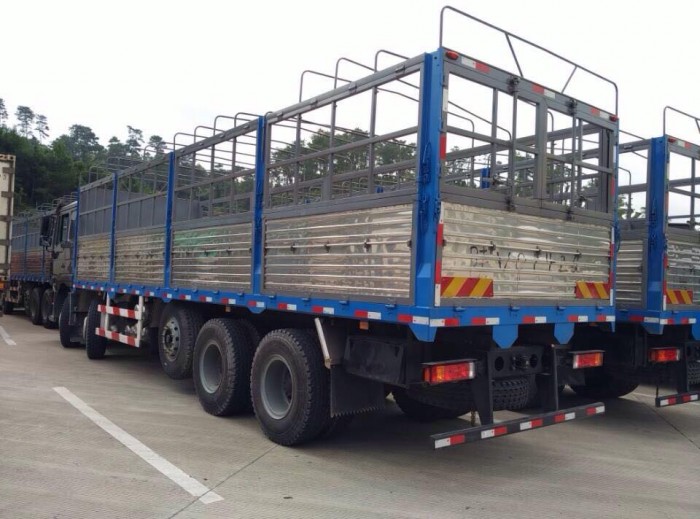 xe tải thùng 5 chân shacman