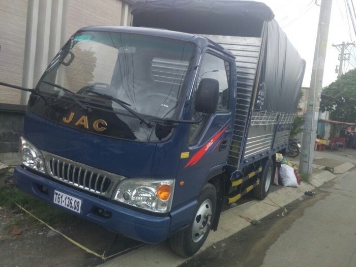 Bán xe tải jac 2,4 tấn hfc1030k4 hỗ trợ trả góp 100% hàng có sẵn giao ngay