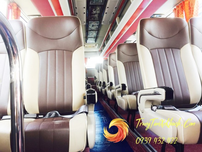 Xe Universe mini U29 Hino mới nhất