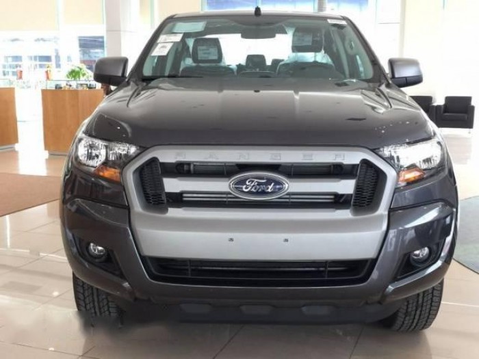Bán Ford Ranger XLS AT đời 2017, nhập khẩu chính hãng, 655 triệu