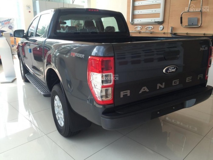Bán Ford Ranger XLS AT đời 2017, nhập khẩu chính hãng, 655 triệu