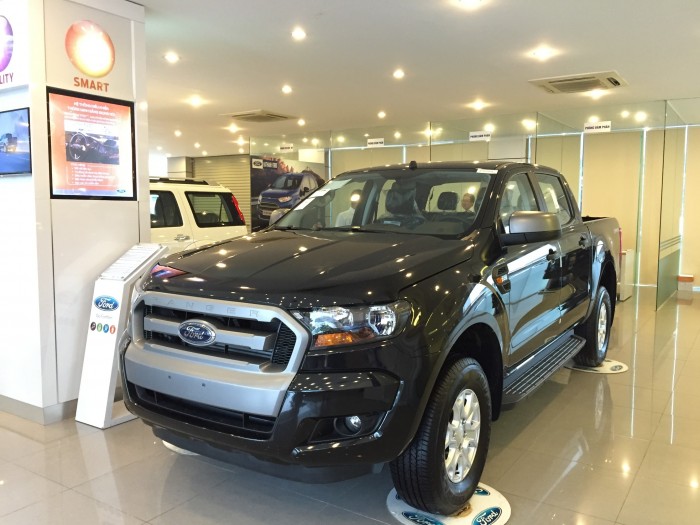 Bán Ford Ranger XLS AT đời 2017, nhập khẩu chính hãng, 655 triệu